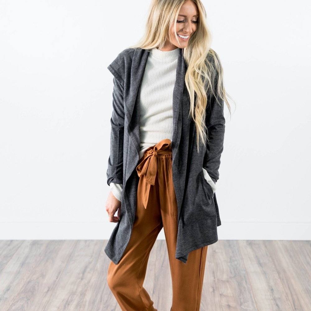 Mia Cardigan in Grey - Stevie Hender